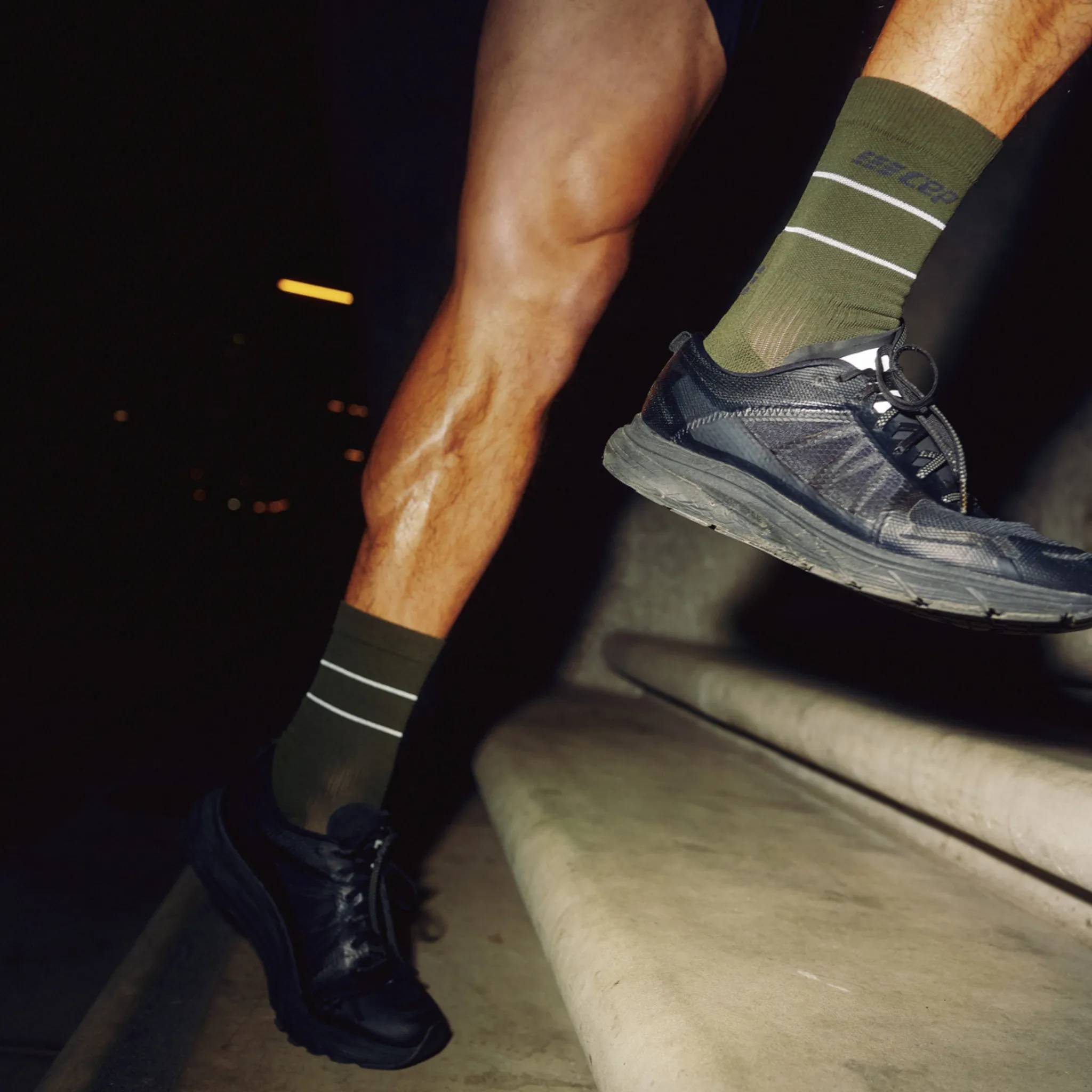 Reflective Mid Cut Compression Socks, Women