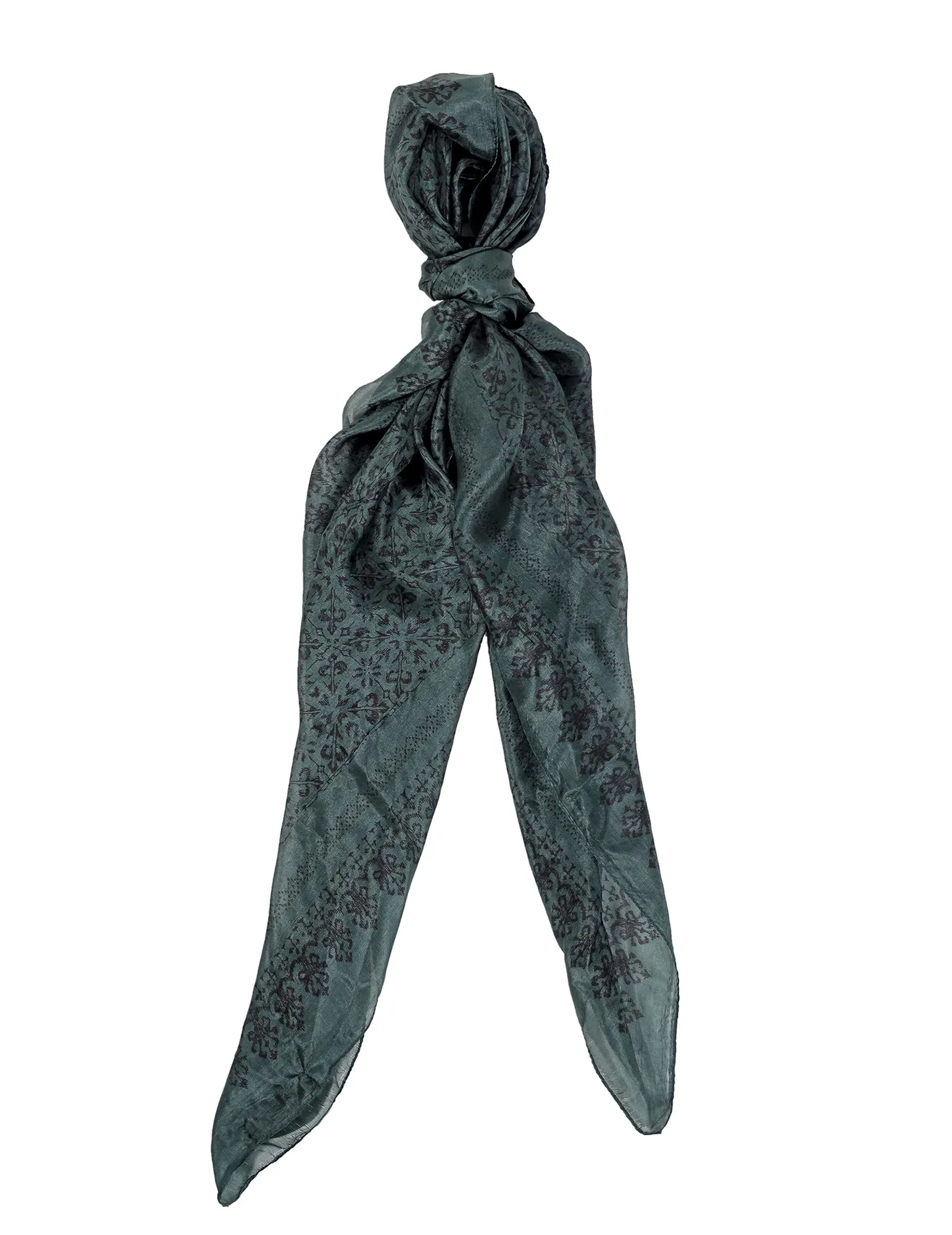 Skridubol, silk scarf