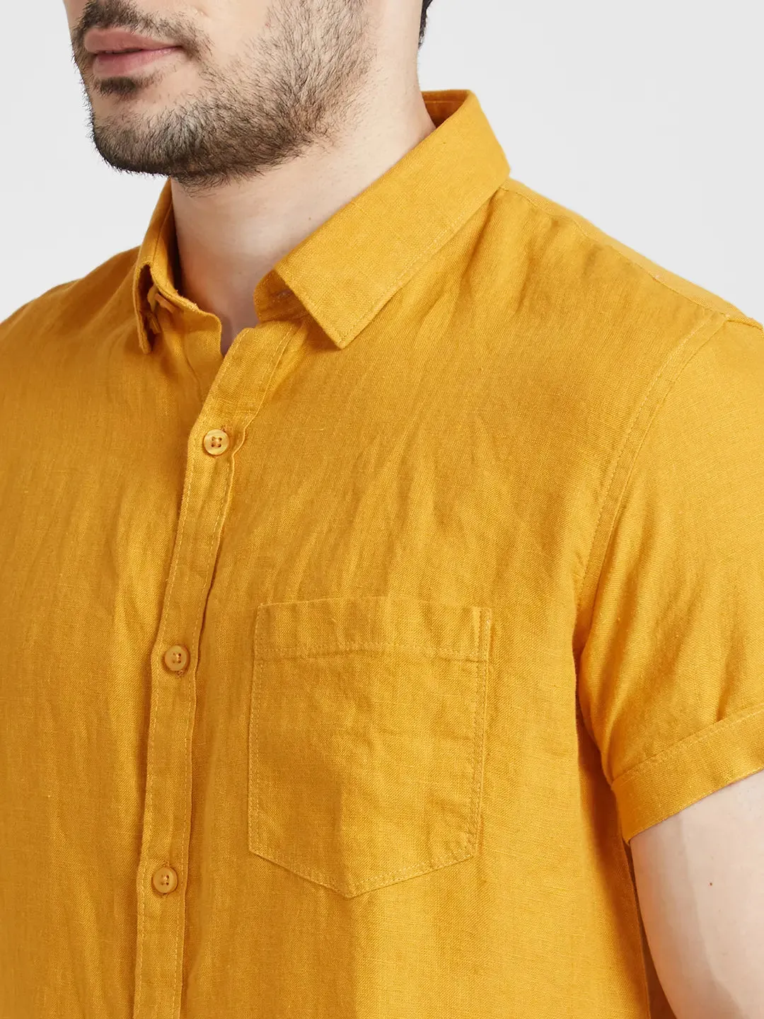Spykar Men Mustard Yellow Linen Regular Slim Fit Half Sleeve Plain Shirt