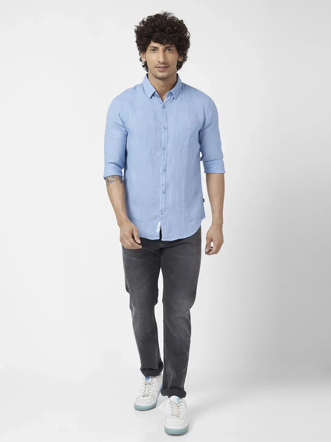 Spykar Men Powder Blue Linen Regular Slim Fit Full Sleeve Plain Shirt