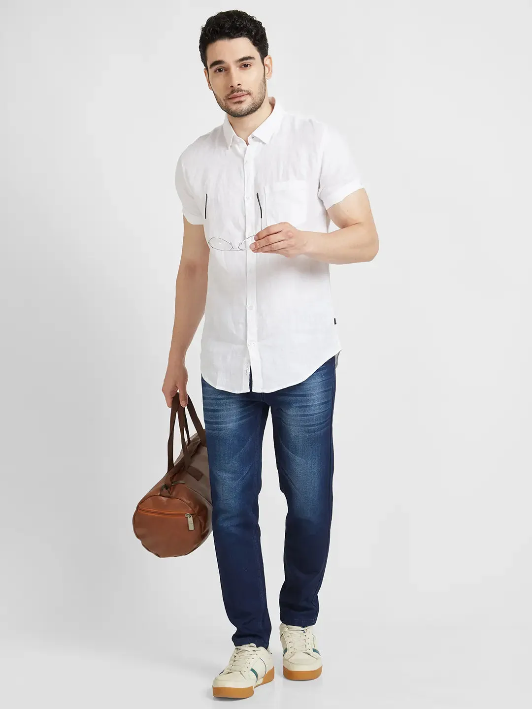Spykar Men White Linen Regular Slim Fit Half Sleeve Plain Shirt