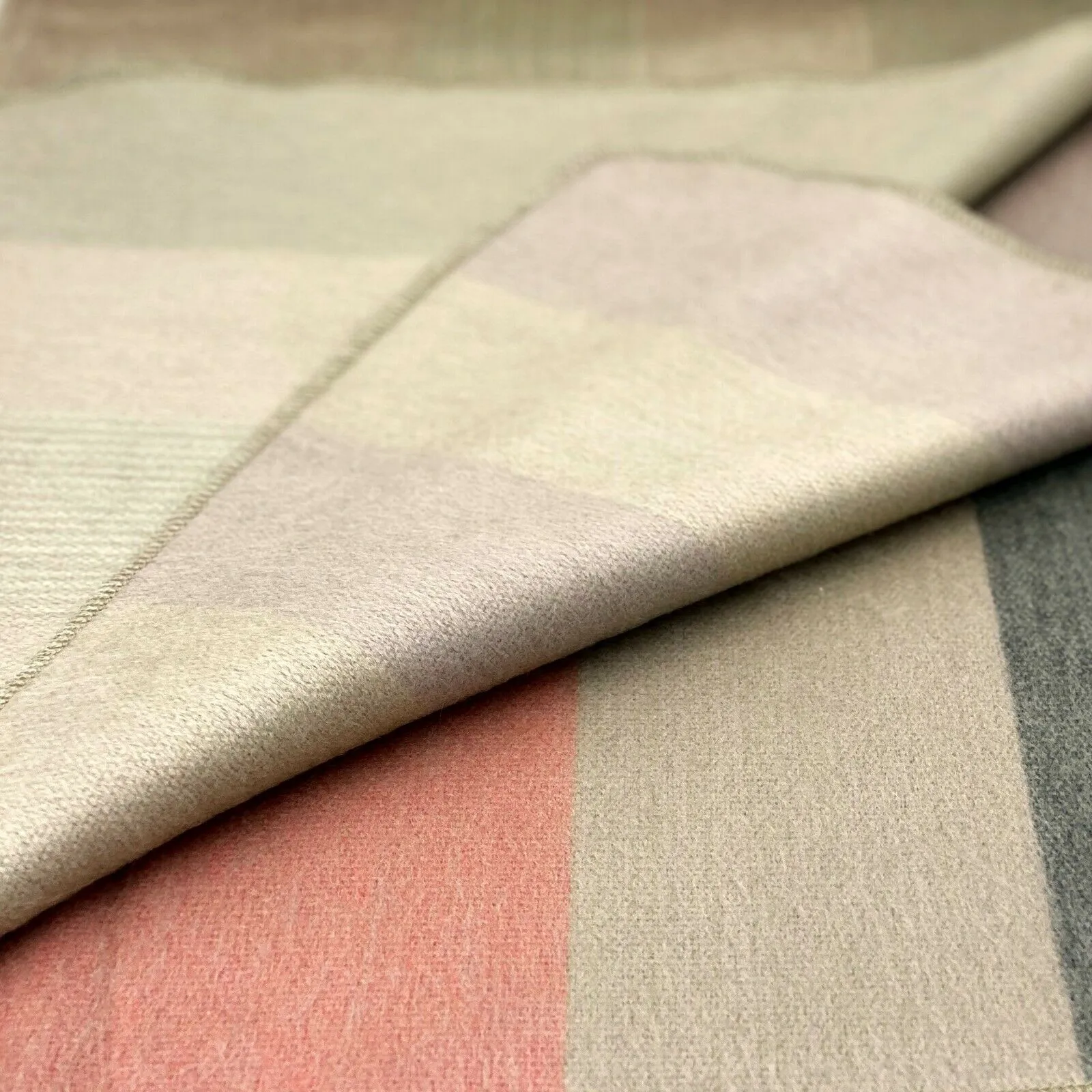 Tilivi - Baby Alpaca Wool Throw Blanket / Sofa Cover - Queen 100" x 67" - striped pattern ecru coral